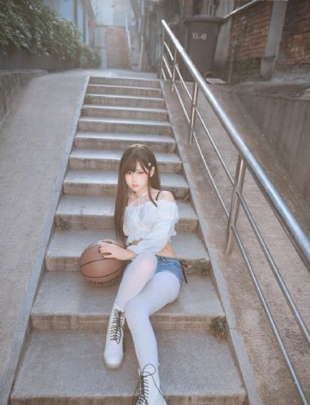 操小萝莉_DVD日韩电影在线