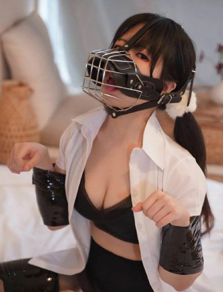 被男狂揉吃奶胸60分钟_BD国语HD高清在线观看