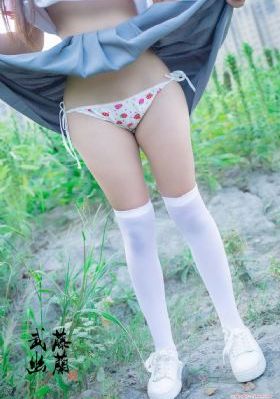 丝袜足脚交91精品_不卡在线观看